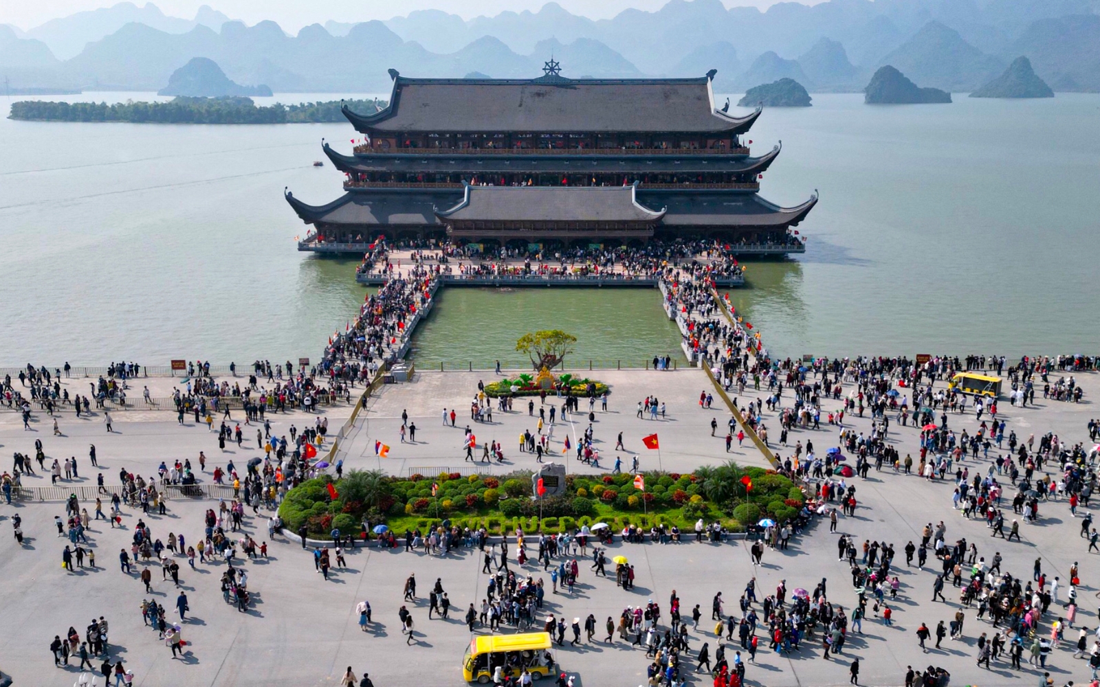 Chùa Tam Chúc lớn thứ mấy thế giới? Gallery 2