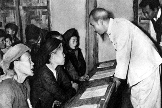 Câu nói "Một dân tộc dốt là một dân tộc yếu" là của ai? Gallery 2