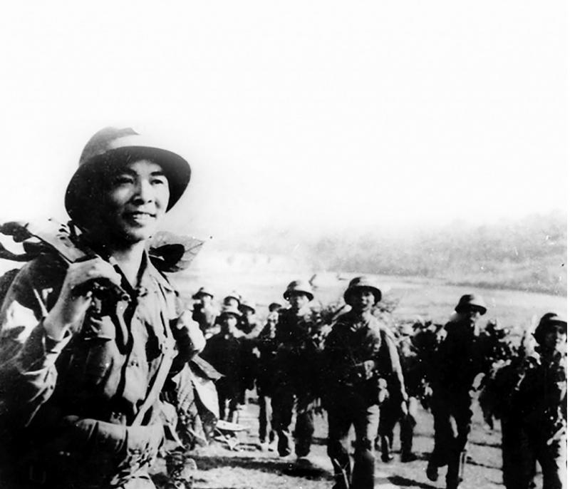 Phân tích Tây Tiến khổ 2 Gallery 2