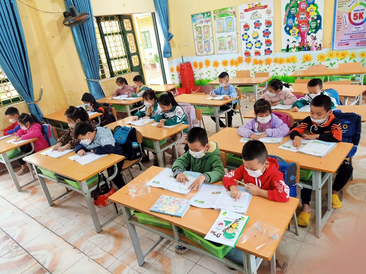 Rèn đọc cho học sinh lớp 1: Phương pháp hiệu quả giúp con yêu đọc tốt Gallery 1