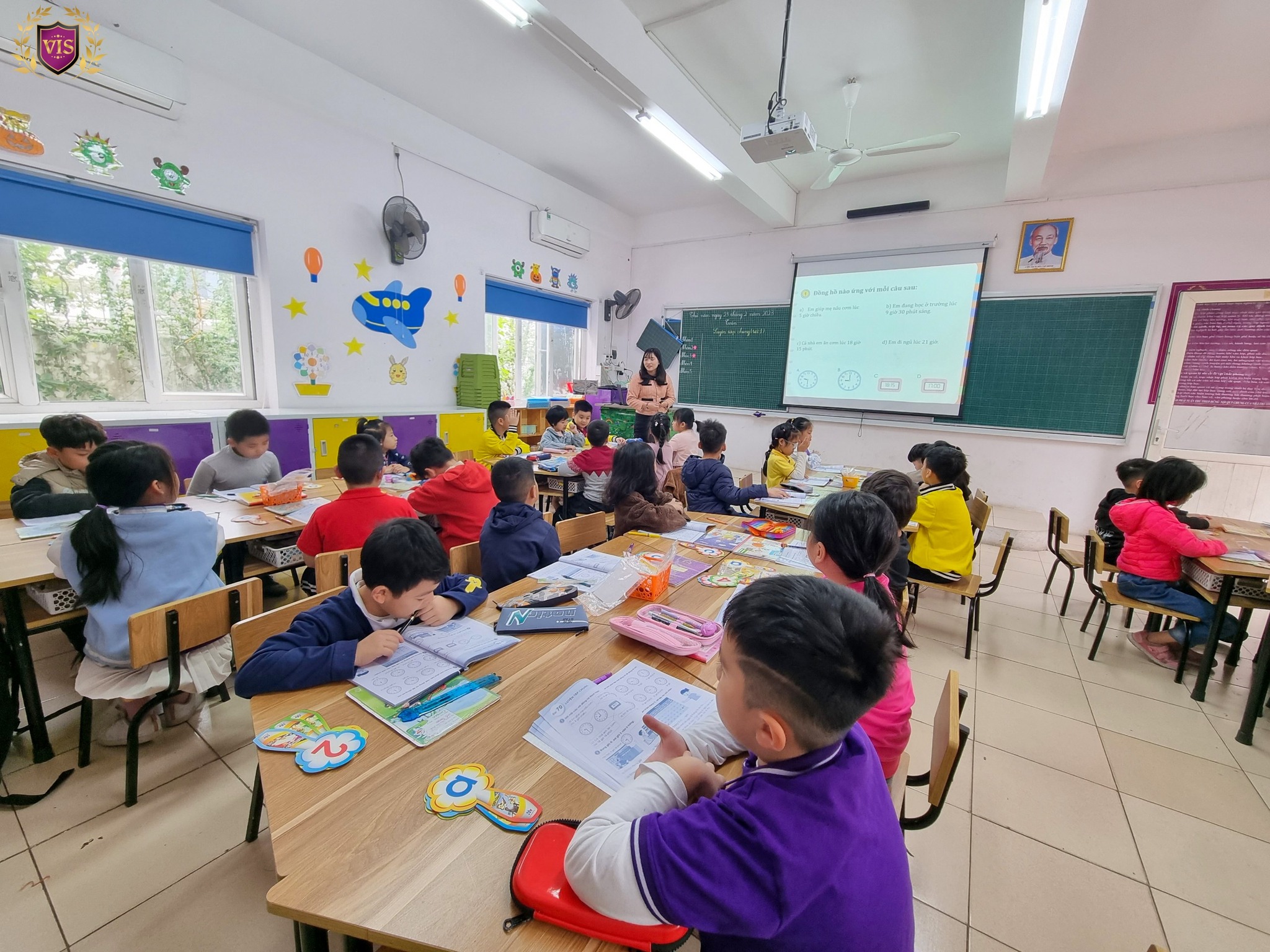 Tập Trung Học Tập Tại Trường: Mẹo Và Phương Pháp Hiệu Quả
