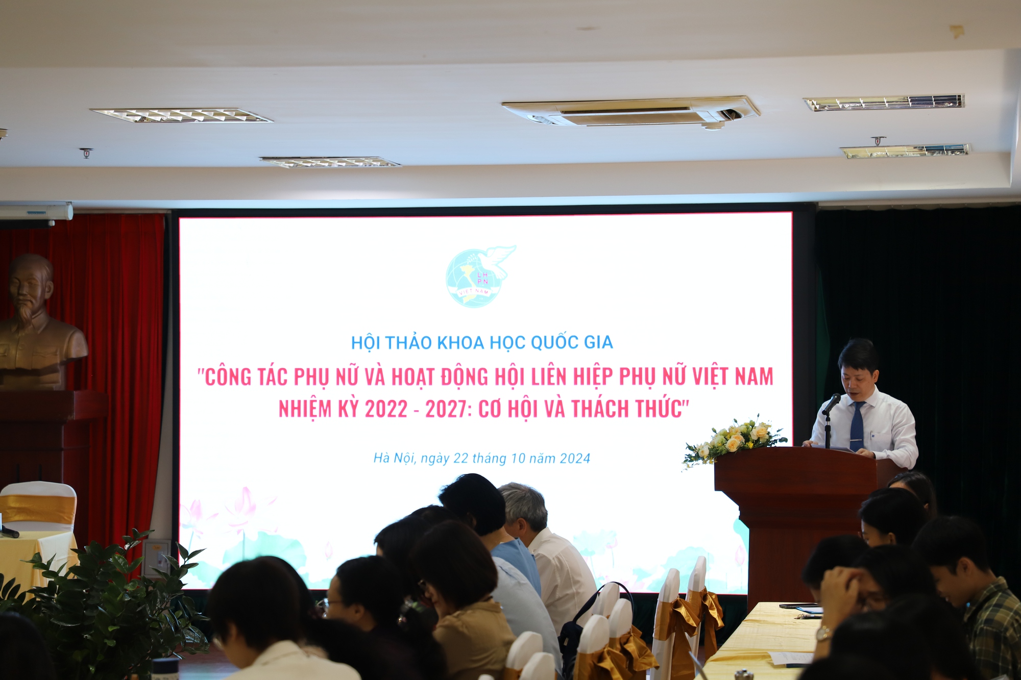 Người Phụ Nữ: Vai Trò, Thách Thức và Thành Tựu Gallery 2