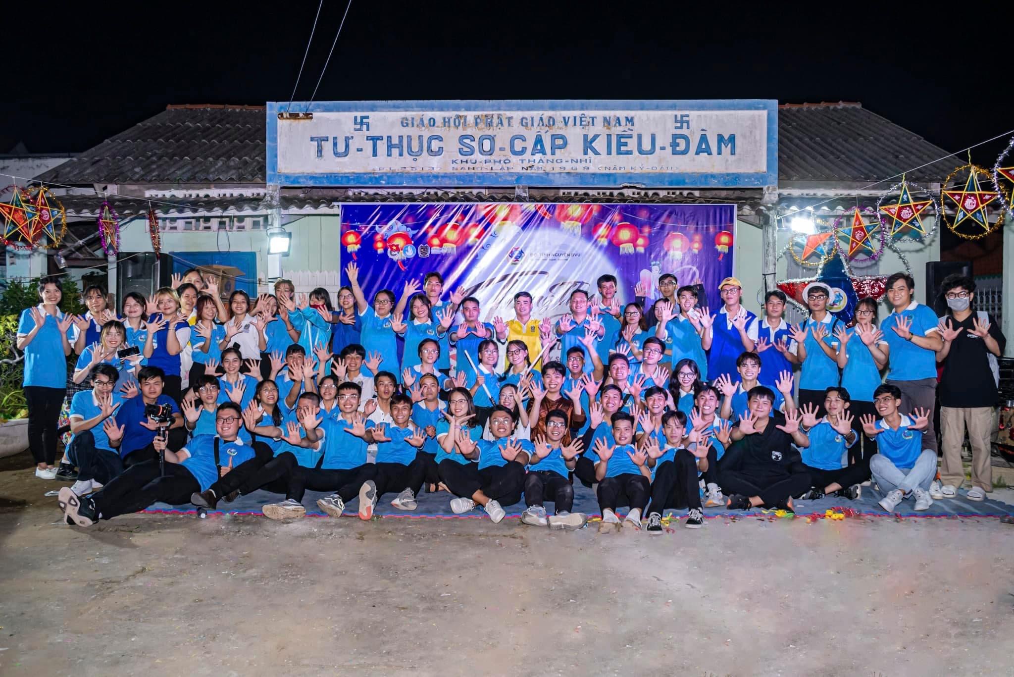 Tham Gia Câu Lạc Bộ: Mở Ra Thế Giới Cơ Hội