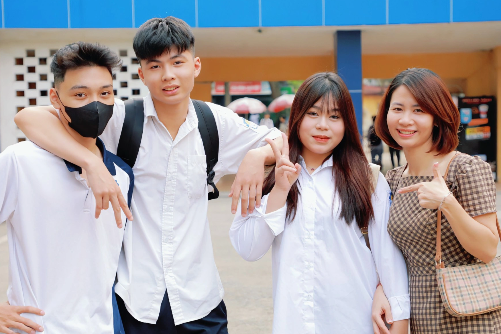 Em Học Sinh Cấp 3 Mông To Như Một Vị Thần Gallery 1