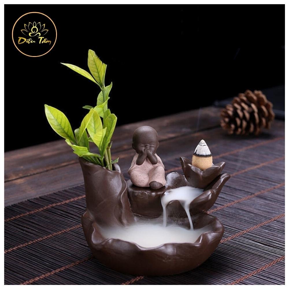 Tháp Đốt Trầm Hương: Hướng Dẫn Chọn Mua và Sử Dụng