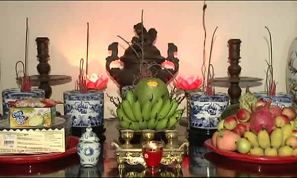 Thắp Nhang Mấy Cây? Gallery 1
