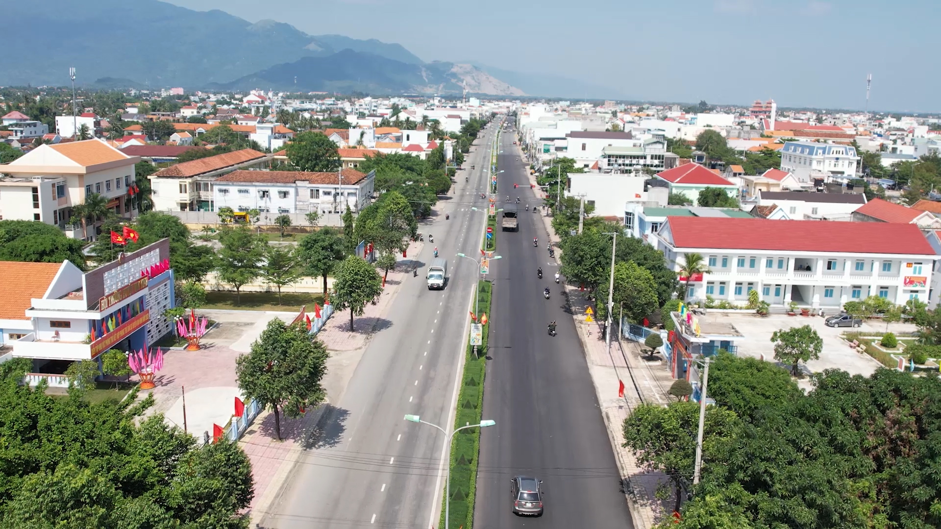 Thị trấn Vạn Giã - Khám phá vẻ đẹp hoang sơ của vùng đất ven biển