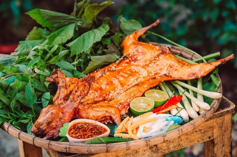 Thỏ Quay Nguyên Con - Món Ăn Độc Đáo Và Hấp Dẫn