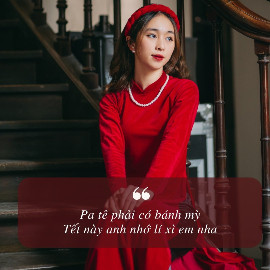 Thơ về Áo Dài Đỏ