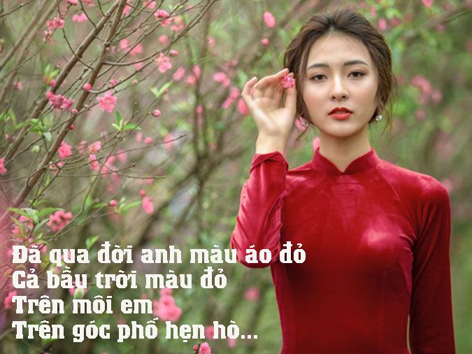 Thơ về cô gái mặc áo đỏ