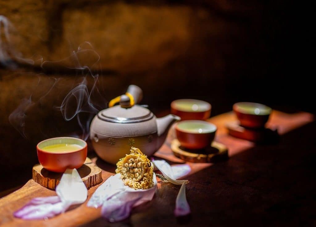 Thơ Về Trà Đạo: Thưởng Thức Tinh Hoa Văn Hóa Phương Đông Gallery 1