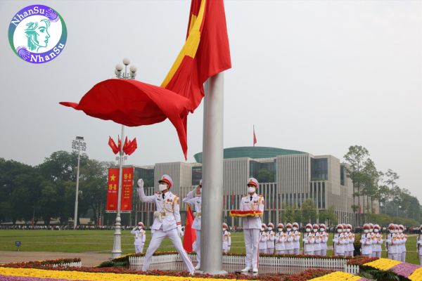 Mấy giờ thượng cờ Lăng Bác? Gallery 1