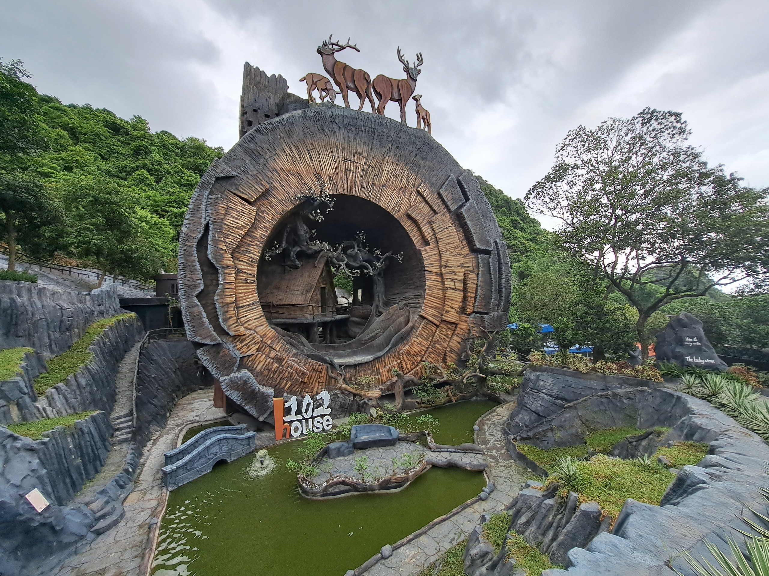 Ngôi Nhà Sung Sướng 2 Gallery 2