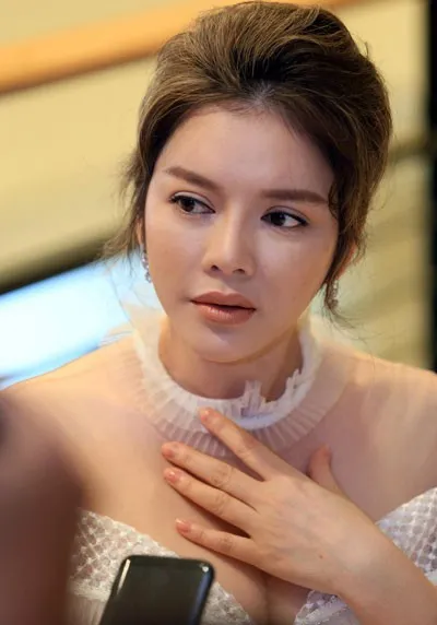 Lý Nhã Kỳ bị bắt vì tội rửa tiền? Gallery 1