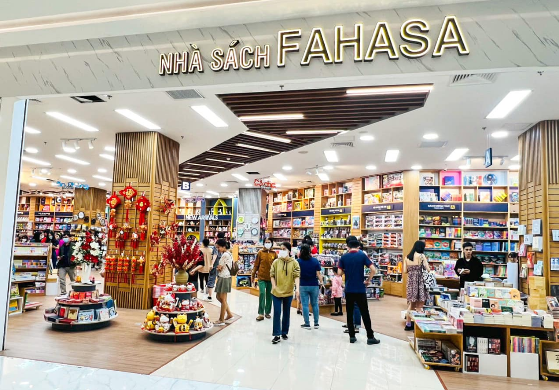 Nhà sách Fahasa Bình Thạnh: Địa điểm mua sách lý tưởng tại Quận Bình Thạnh Gallery 1