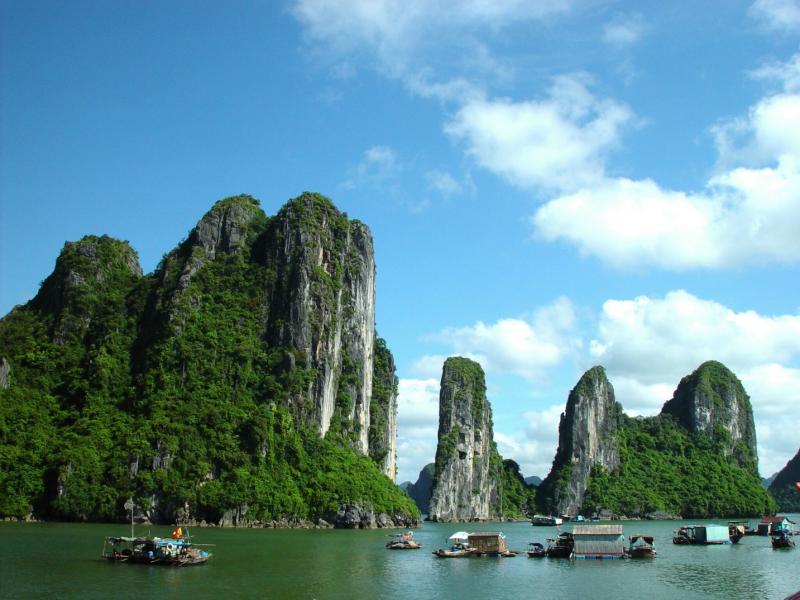 Vịnh Hạ Long - Kỳ Quan Thiên Nhiên Tuyệt Đẹp Của Việt Nam Gallery 2