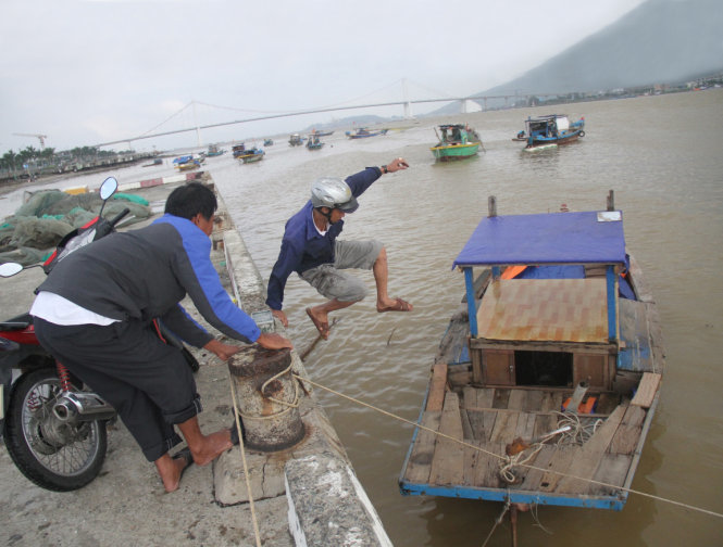 Thuyền đánh cá nhỏ