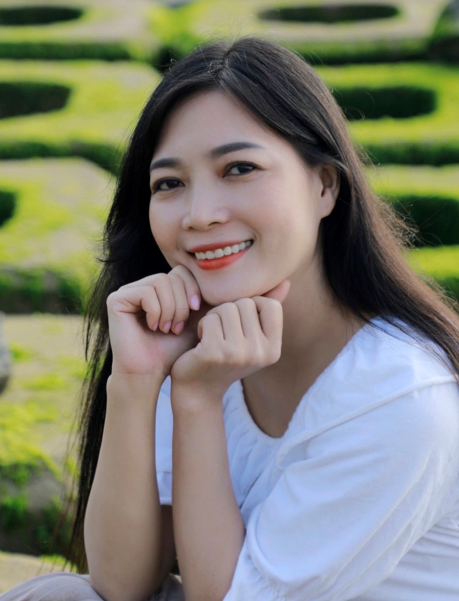 Tiểu sử ca sĩ Thiều Thu Sa