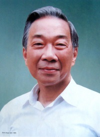Tiểu Sử Tố Hữu
