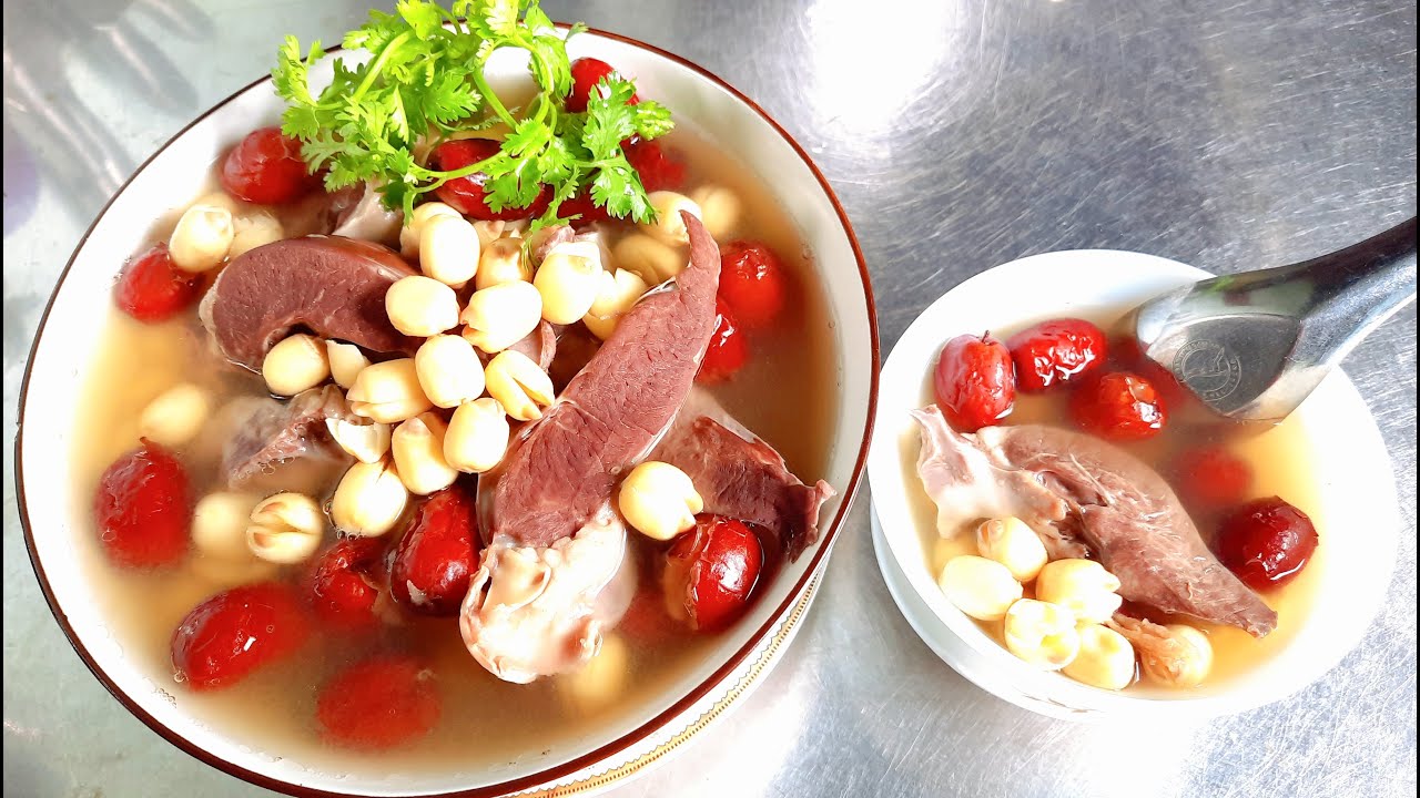 Tim Hầm Hạt Sen: Món Ăn Bổ Dưỡng, Thanh Nhiệt Cho Sức Khỏe