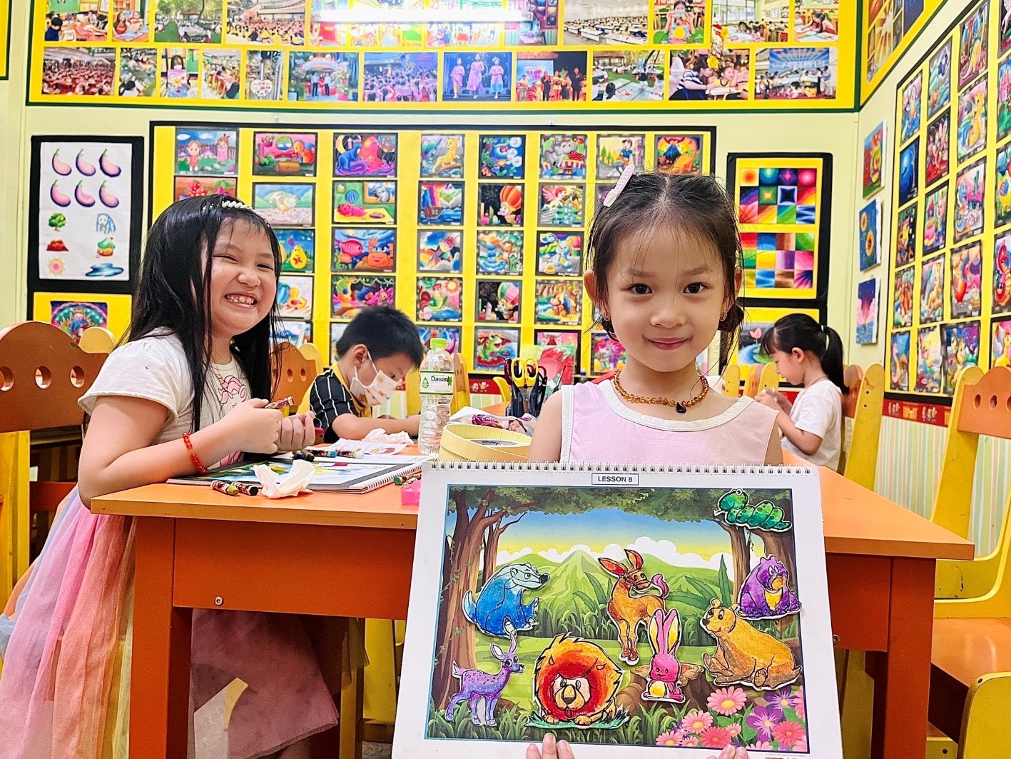 Lớp Học Vẽ Gallery 1