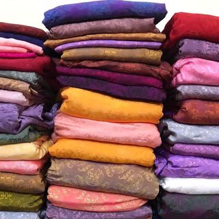 Tìm Nguồn Vải Sỉ: Hướng Dẫn Chi Tiết Cho Doanh Nghiệp & Cá Nhân