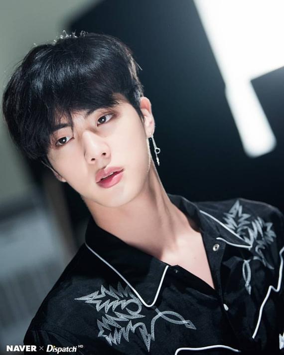 Hình mẫu lý tưởng của BTS: Sự kết hợp hoàn hảo giữa tài năng và nhân cách Gallery 2