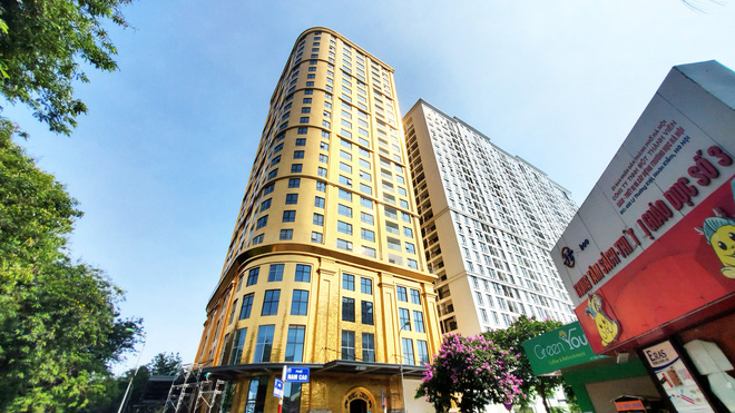 Tòa nhà dát vàng Giảng Võ