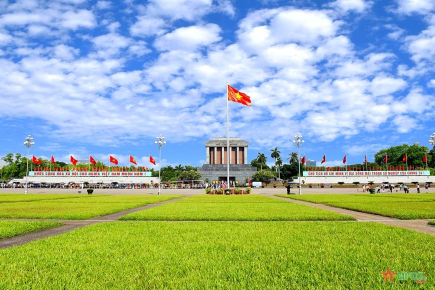 Toàn Cảnh Lăng Bác