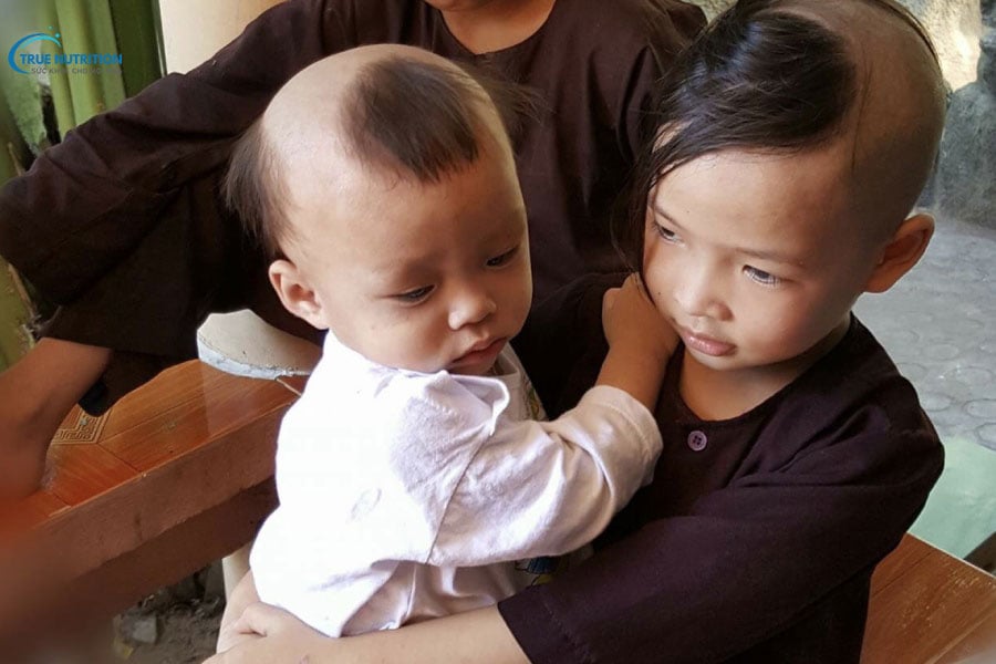 Tóc 3 Chỏm Trái Đào: Kiểu Tóc Nữ Tính Và Thời Thượng