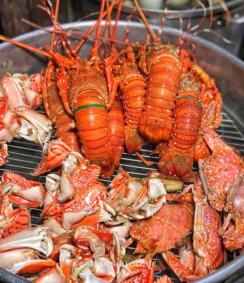Tôm Hùm Quy Nhơn - Đặc Sản Biển Xanh