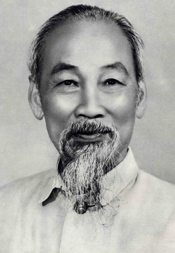 Tóm tắt Hồ Chí Minh