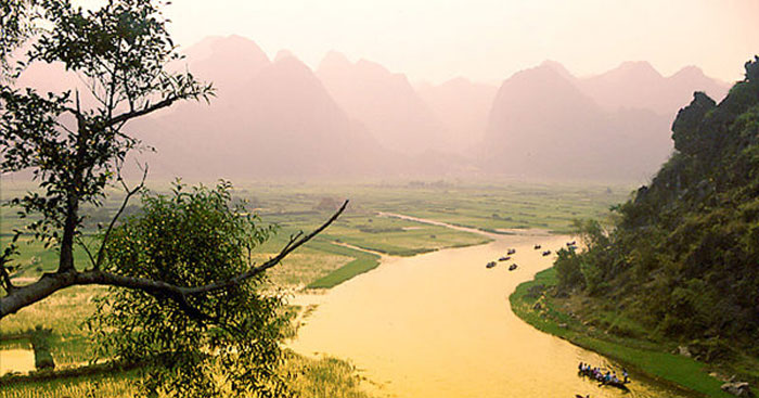 Bài Ca Phong Cảnh Hương Sơn Gallery 1