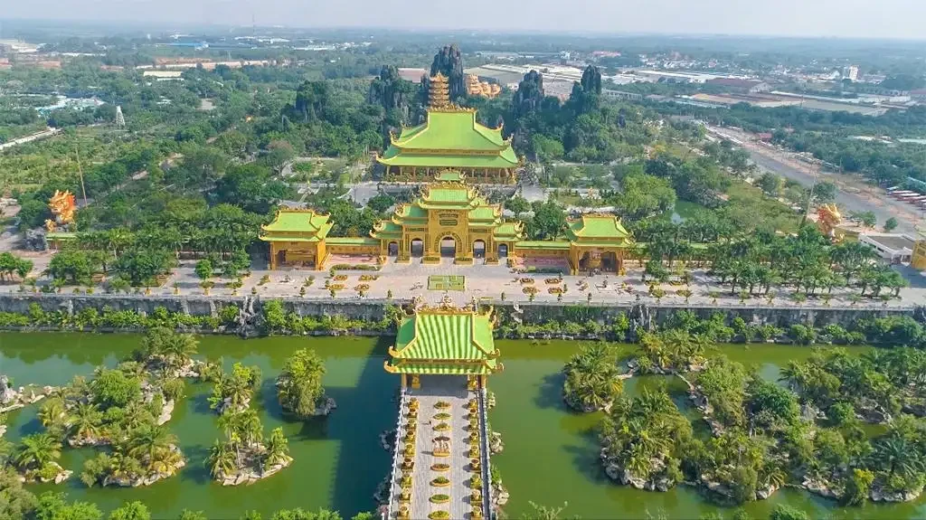 Khám phá Khu Du Lịch Đại Nam - Kỳ quan thu nhỏ giữa lòng đất Bình Dương Gallery 1