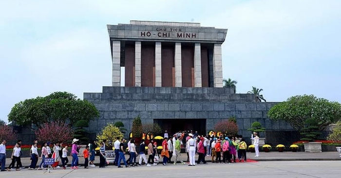 Trải Nghiệm Thăm Lăng Bác Hồ -  Kính Cẩn Dâng Lễ Người Cha Già Dân Tộc Gallery 2