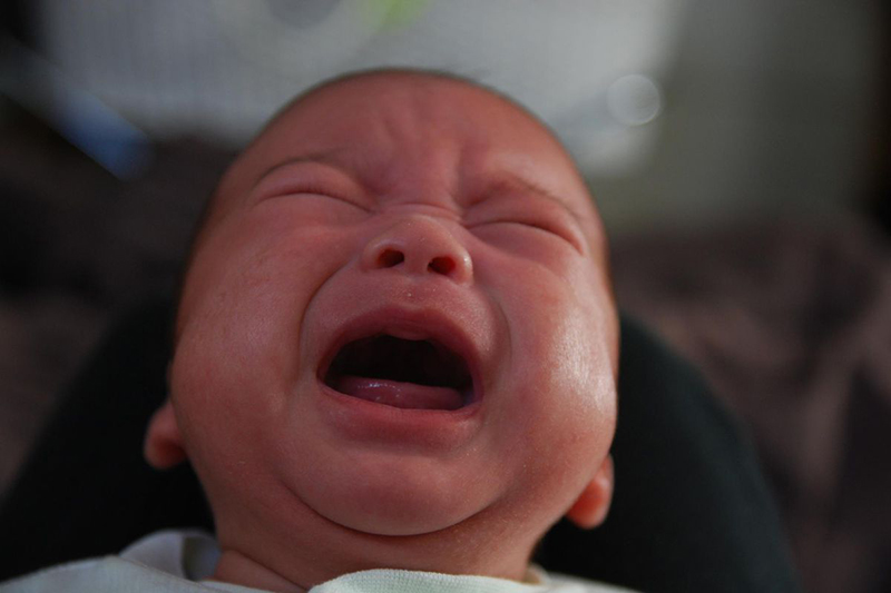 Trẻ Khóc Thét Về Đêm: Nguyên Nhân và Cách Xử Lý Hiệu Quả
