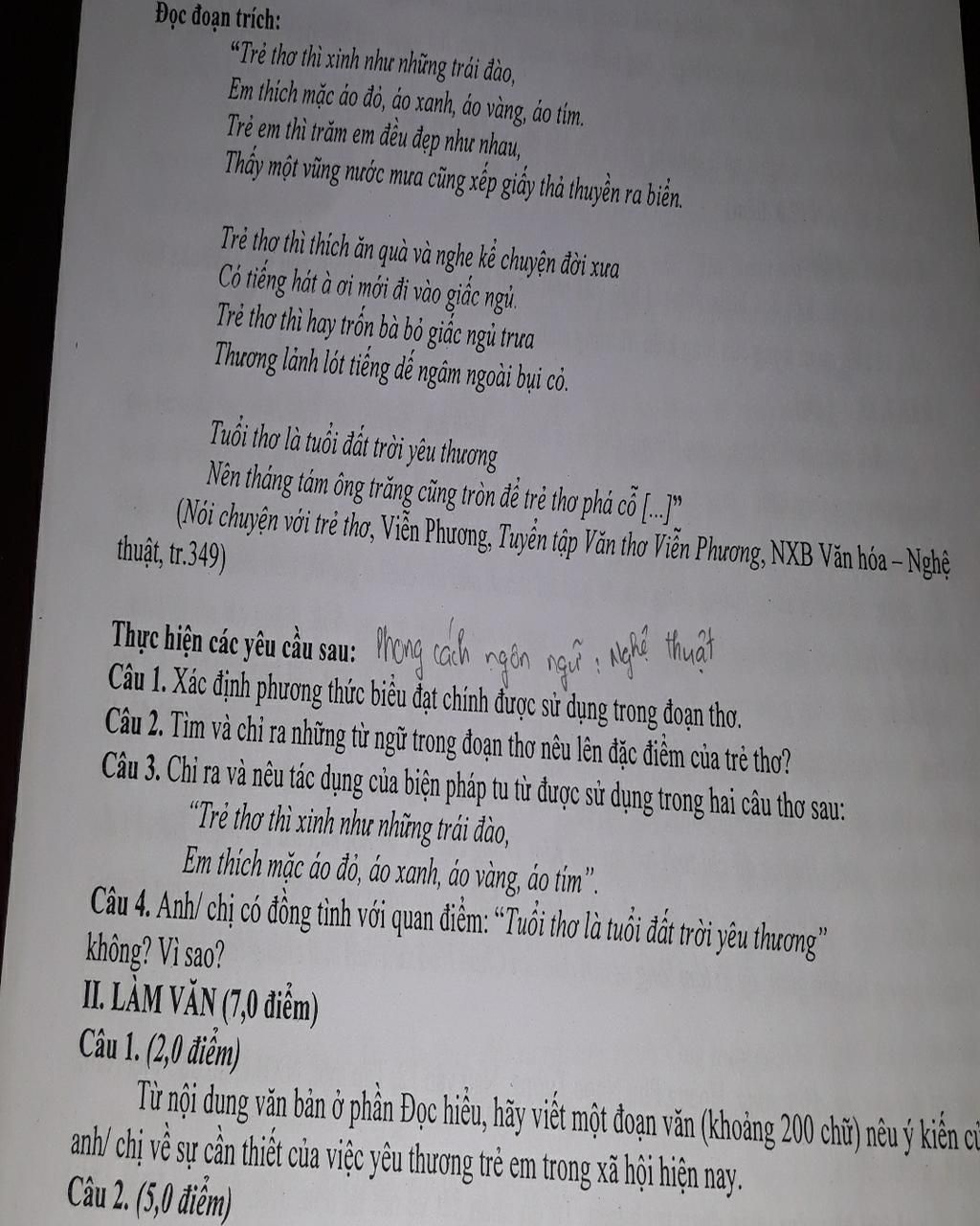 Trẻ thơ thì xinh như những trái đào