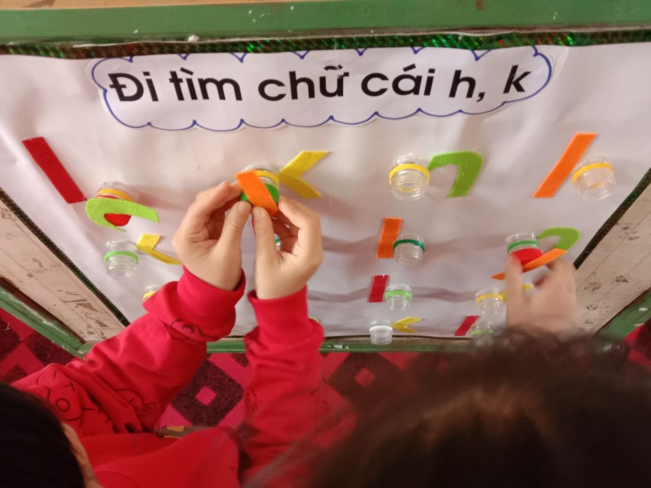 Trò Chơi Xúc Xắc Chữ Cái: Luật Chơi, Cách Chơi và Lợi Ích