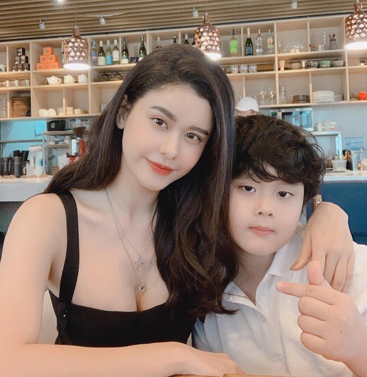 Trương Quỳnh Anh Bao Nhiêu Tuổi?