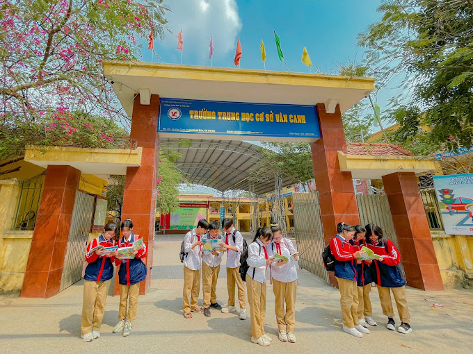 Trường THCS Vân Canh