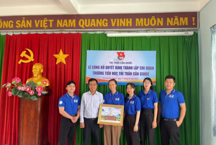 Trường Tiểu học Thị trấn Cần Giuộc Gallery 1
