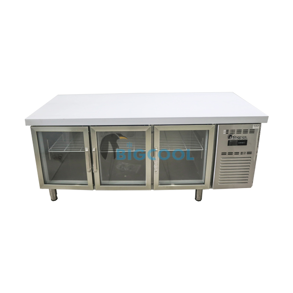 Tủ Mát Bàn Chặt