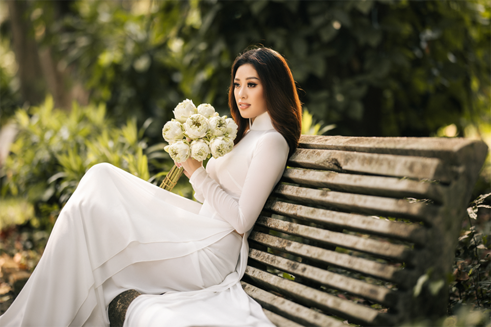 Thơ về cô gái mặc váy trắng Gallery 1
