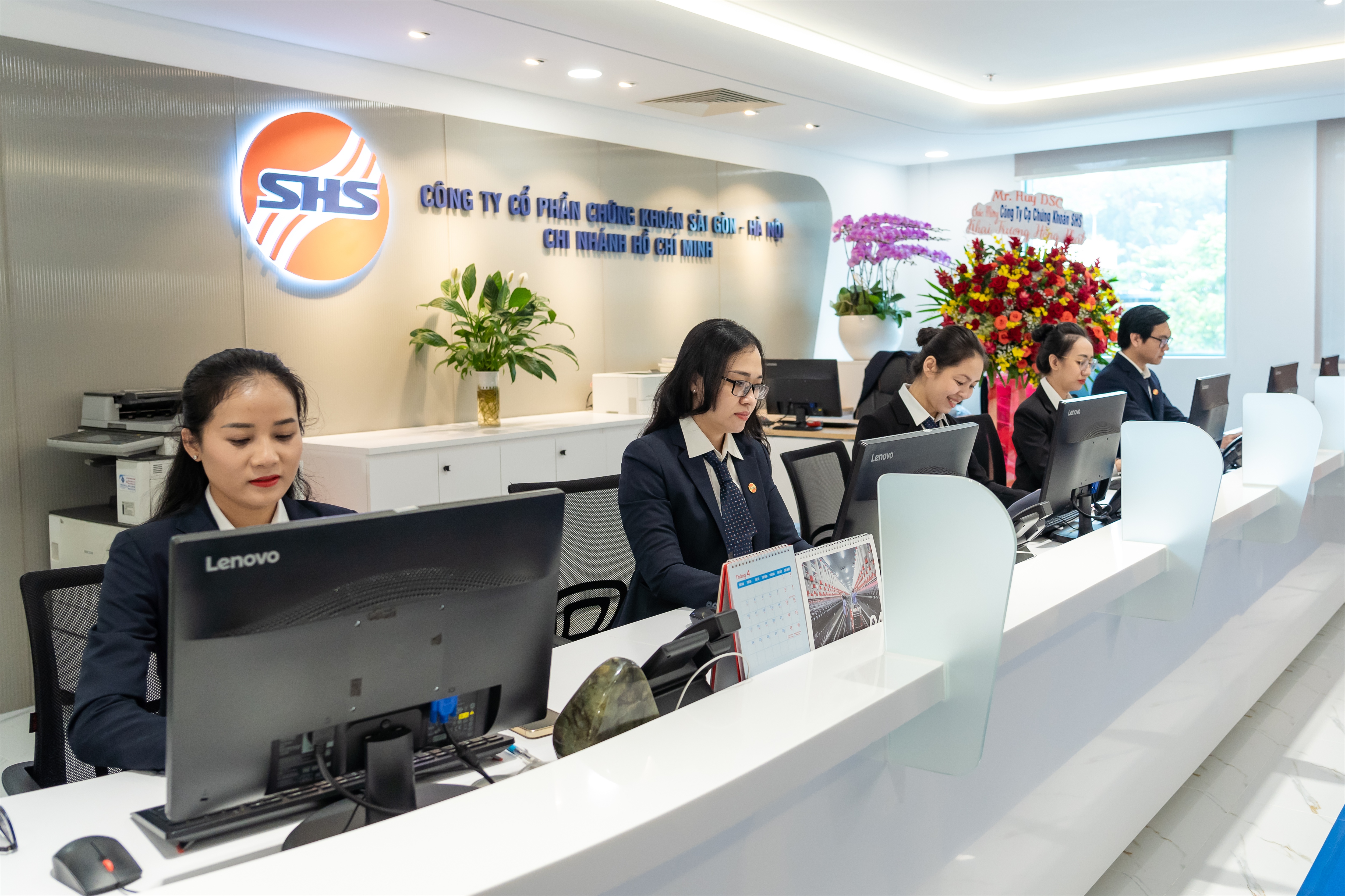 Bảng Tổng Hợp SHS: Thông Tin Chi Tiết và Cách Sử Dụng Gallery 2