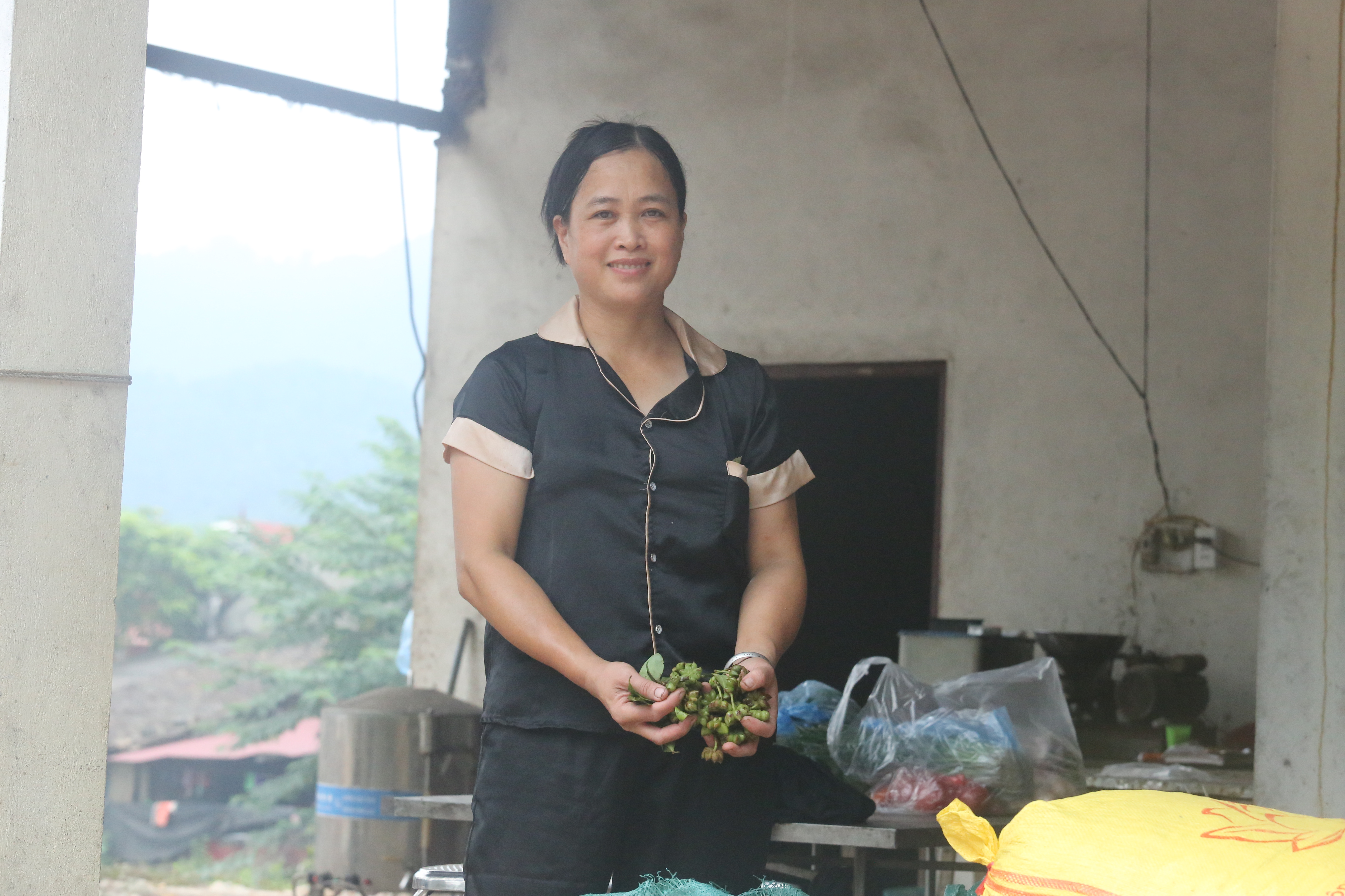 Gai Việt Nam Nung Lò Gallery 2