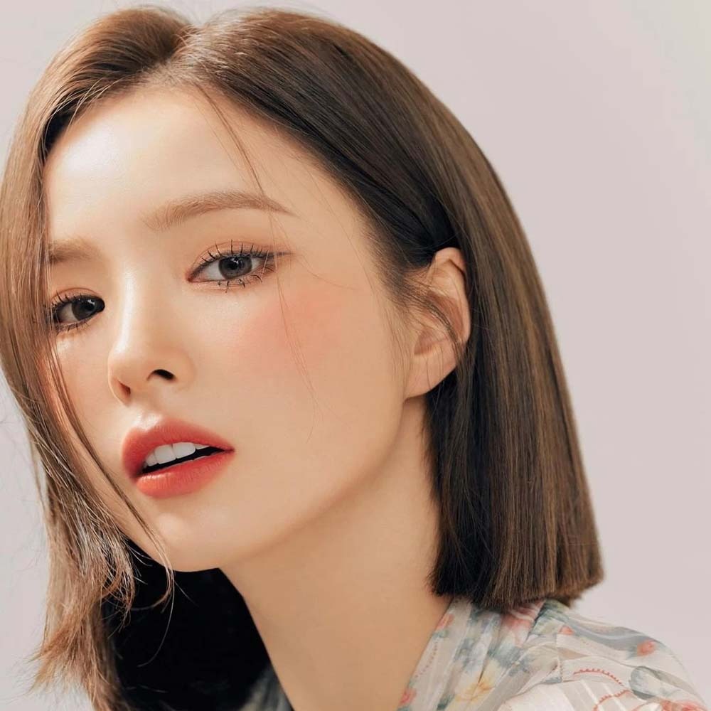 Tóc ngắn ép thẳng ngang vai - Kiểu tóc thời thượng cho mọi cô gái Gallery 1