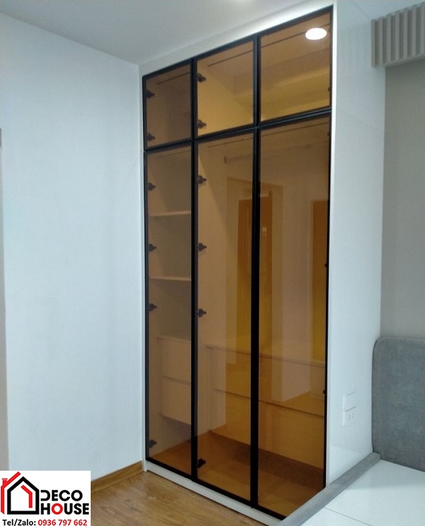 Kính Màu Trà Nhạt: Sự Lựa Chọn Hoàn Hảo Cho Không Gian Sang Trọng Và Tinh Tế Gallery 1