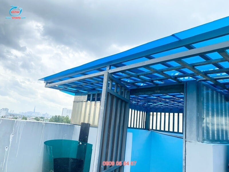 Tấm Nhựa Xanh Che Nắng: Giải Pháp Hoàn Hảo Cho Mái Hiên, Nhà Kính Và Nhiều Ứng Dụng Khác Gallery 2