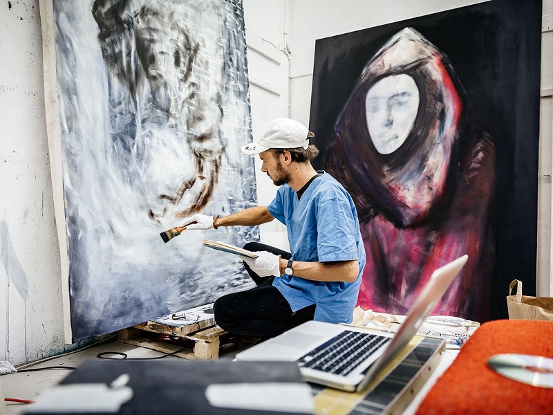 Họa sĩ là gì? Gallery 1
