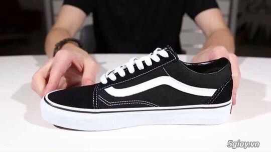 Vans Đặng Văn Ngữ